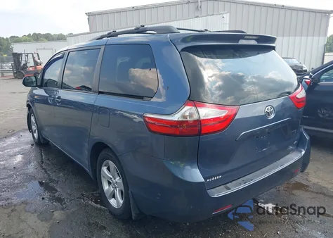 2015 Toyota Sienna Le 8 Passenger из США, поврежденный, VIN 5TDKK3DC6FS606188